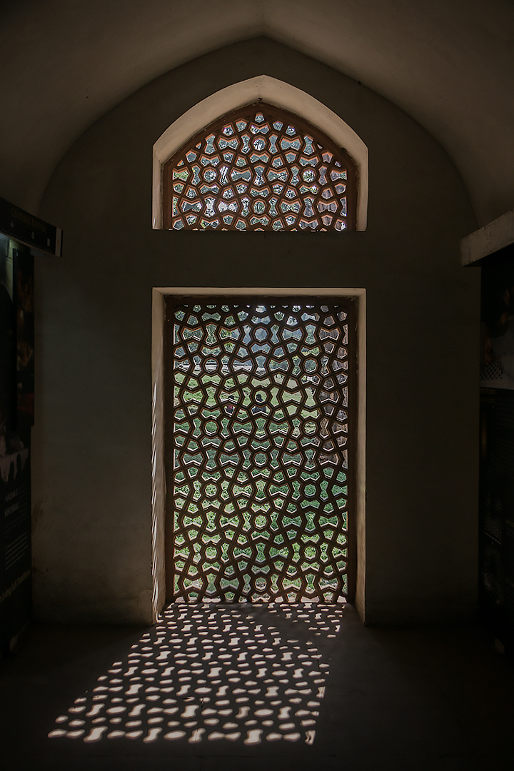 Carved window at Humayun's Tomb