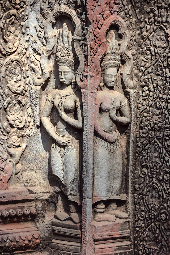 Bas relief carving, Ta Prohm